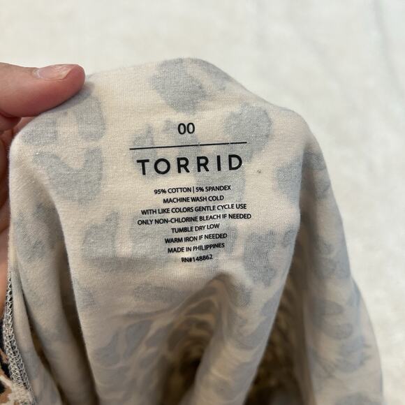 NWT Torrid Women’s Halter Cheetah CottonShirt Plus Sz 00 Mob Wife Classic Glam - Picture 6 of 6